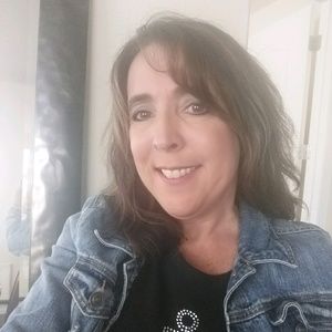 Meet your Posher, Gina